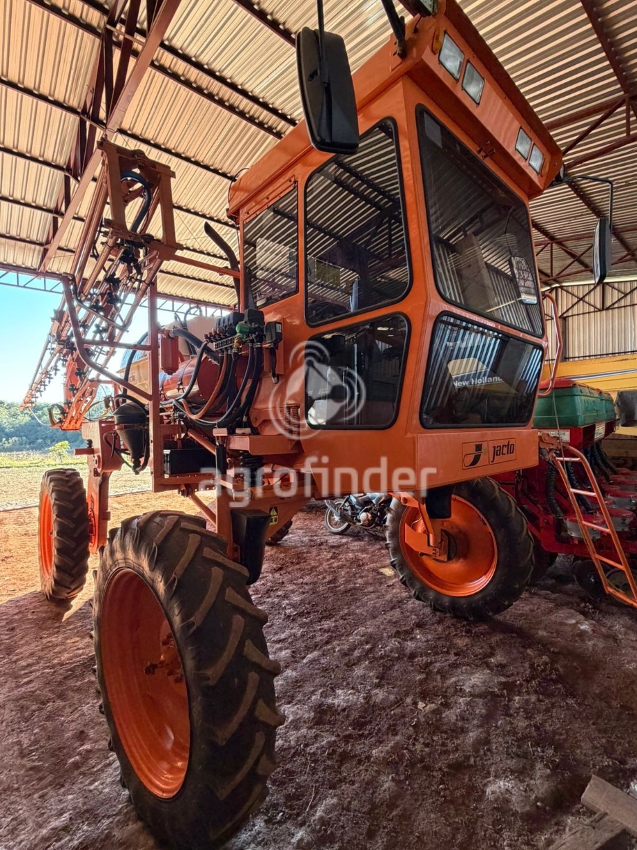 Pulverizador Autopropelido Jacto UNIPORT 2000 ano 2000