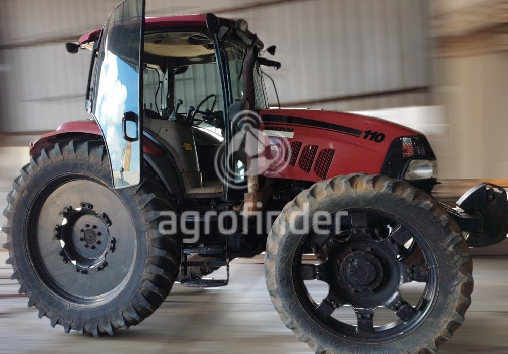 Trator Case IH Farmall 110 A ano 2013