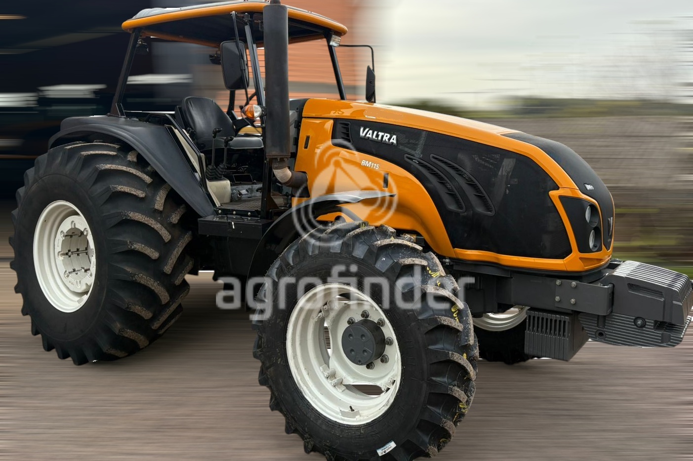 Trator Valtra BM 115 ano 2022 - BM 115 - Máquinas Agrícolas