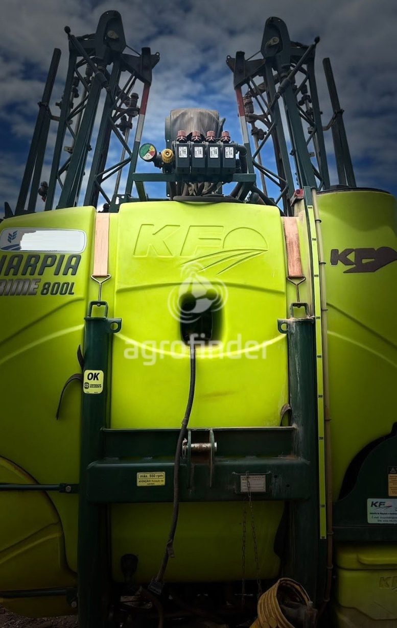 Pulverizador KF Harpia 800 ano 2021