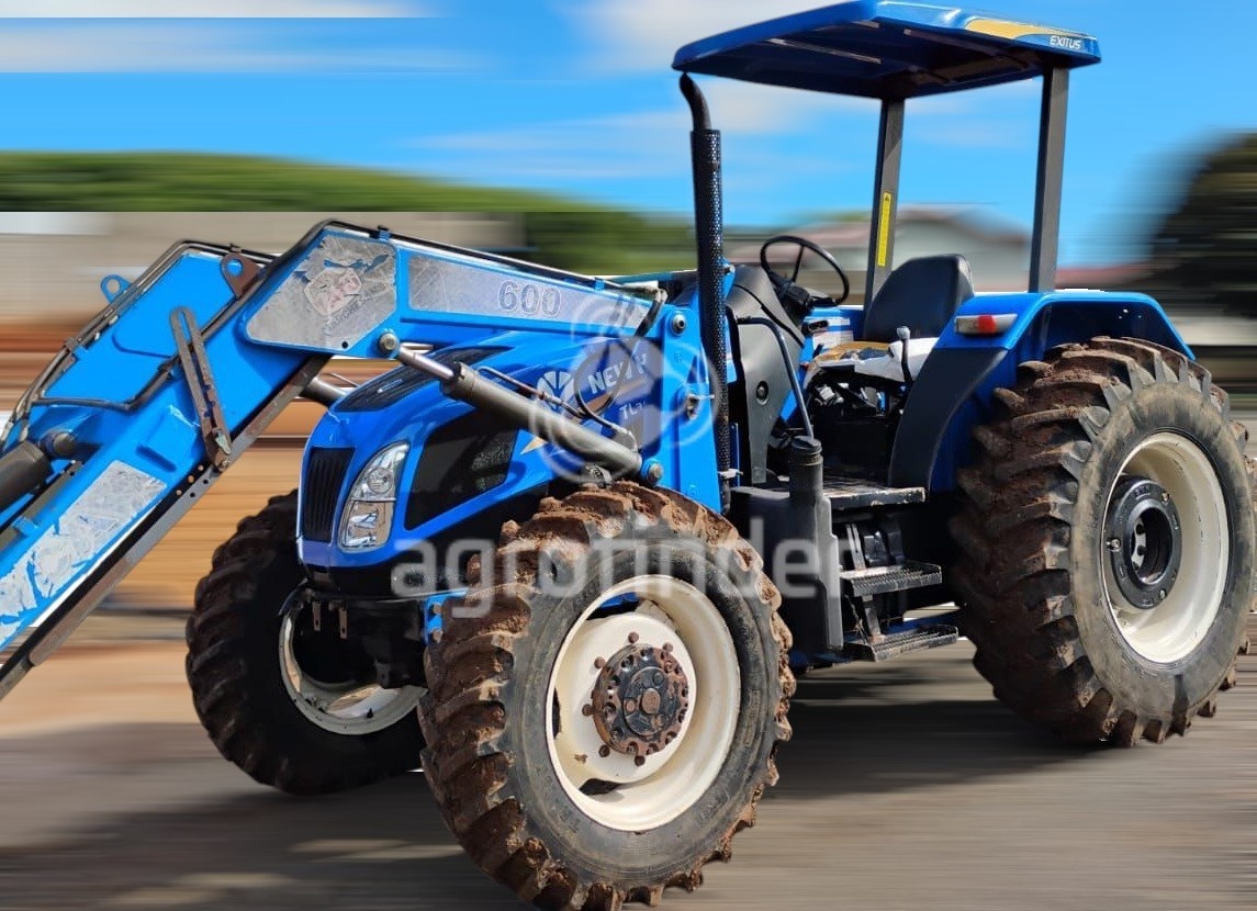 Trator New Holland TL 75E ano 2015 - TL 75E - Máquinas Agrícolas