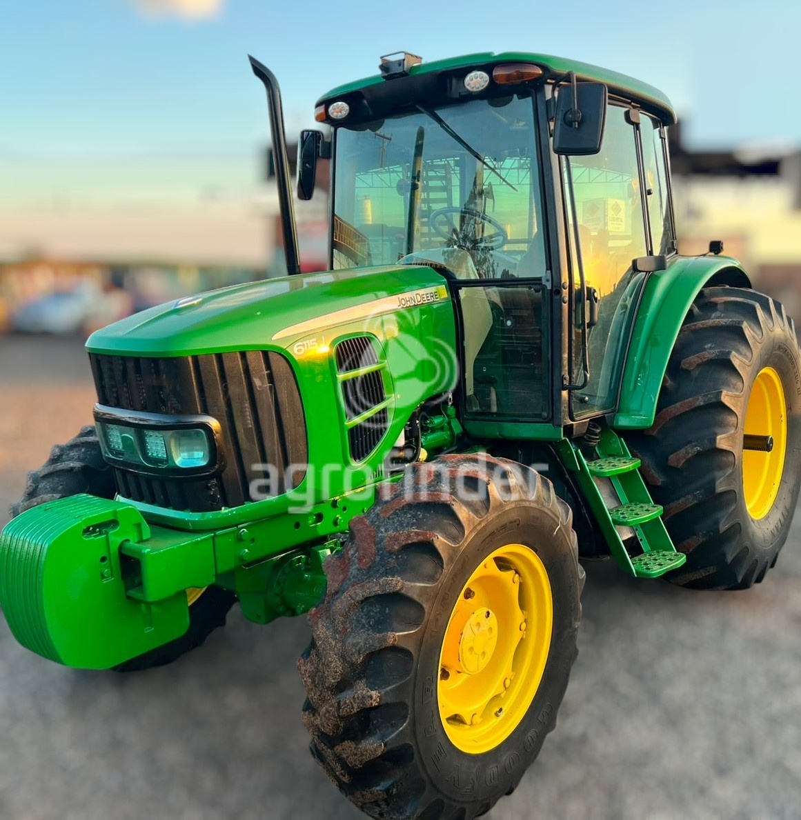Trator John Deere 6115J ano 2019 - 6115J - Máquinas Agrícolas