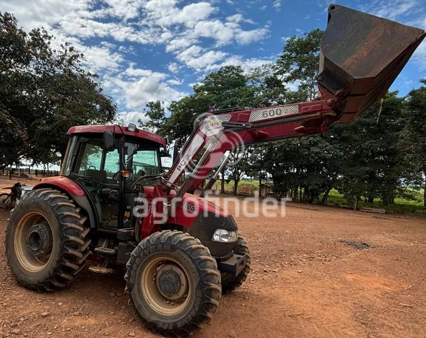 Trator Case Farmall 100 ano 2020 - Farmall 100 - Máquinas Agrícolas