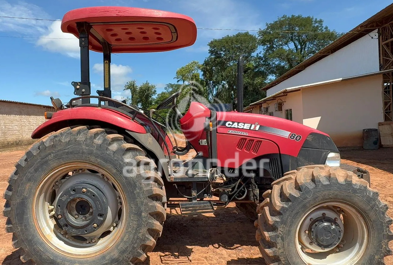 Trator Case Farmall 80 ano 2016 - Farmall 80 - Máquinas Agrícolas