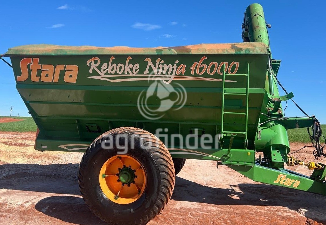 Carreta Graneleira Stara REBOKE 16.000 ano 2013