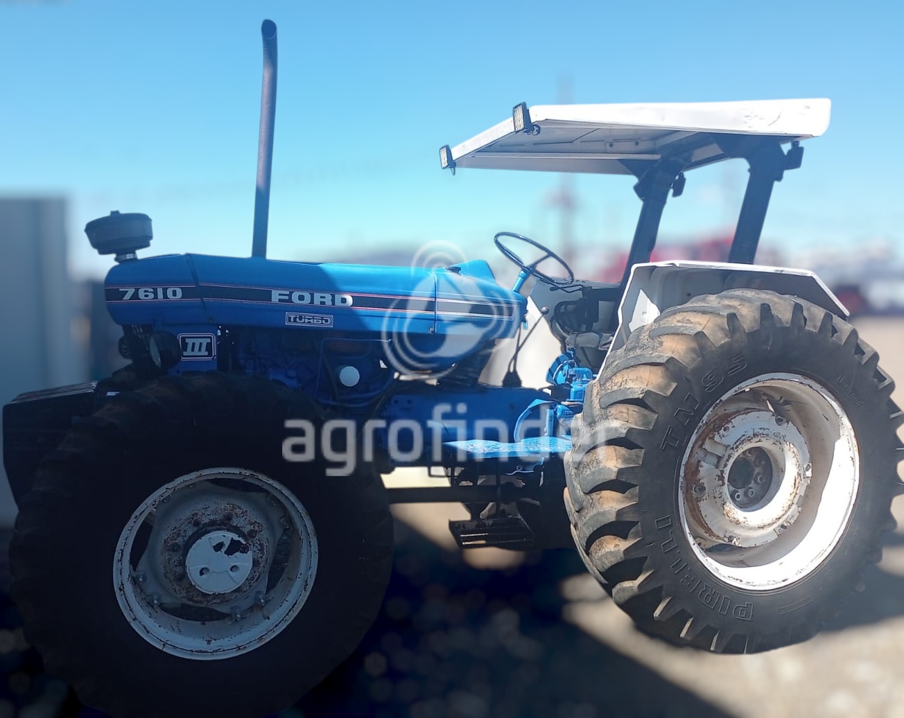 Trator Ford 7610 ano 1992