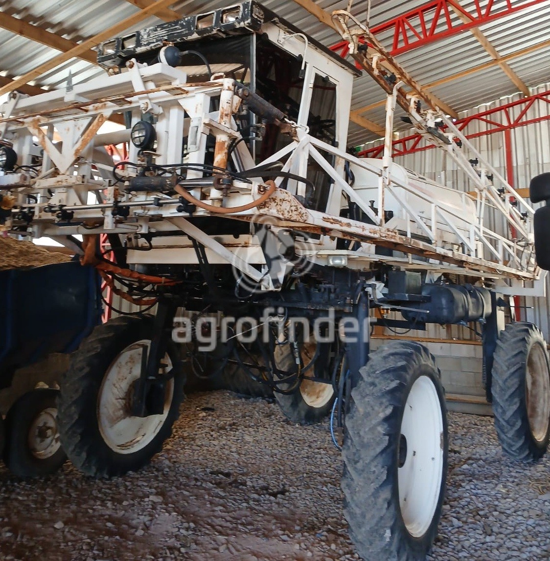 Pulverizador Autopropelido ServSpray 3000 L ano 2008 - 3000 L - Máquinas Agrícolas