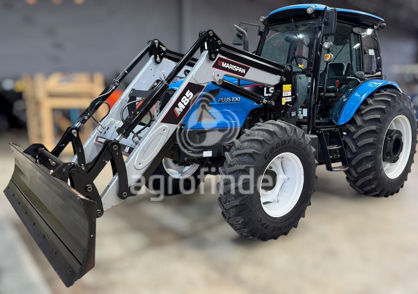 Trator Ls PLUS 100 ano 2021 - PLUS 100 - Máquinas Agrícolas