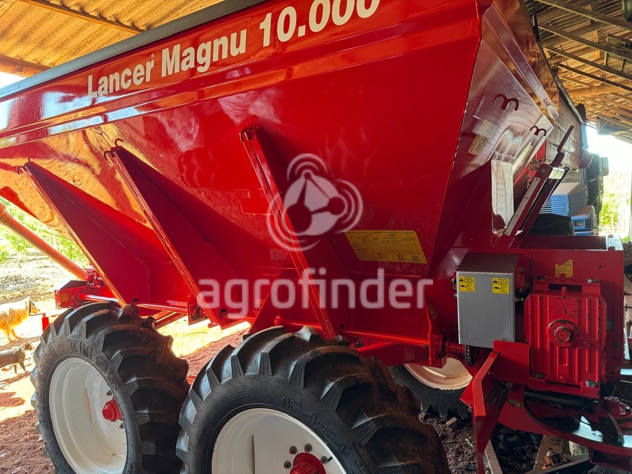 Distribuidor Jan Lancer Maximus 10.000 TH ano 2018 - Lancer Maximus 10.000 TH - Implementos para Manutenção