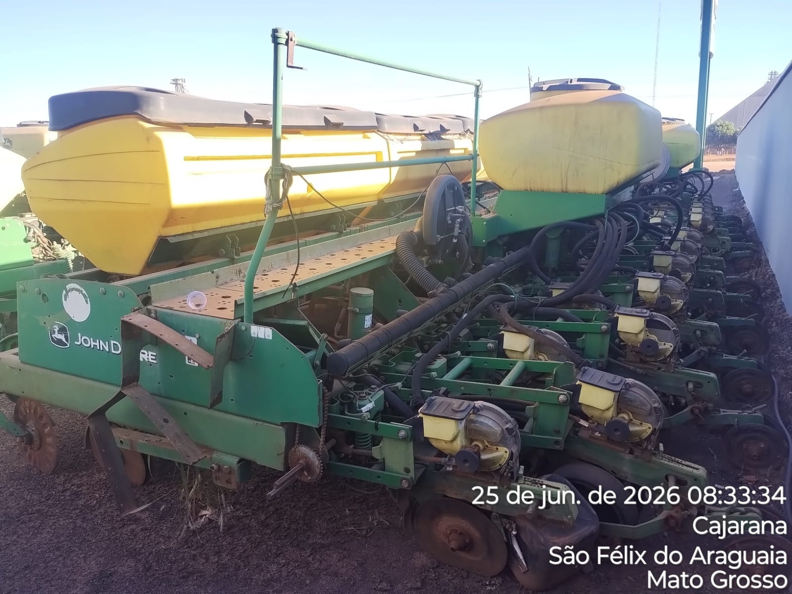 Plantadeira John Deere 2126 CCS ano 2013