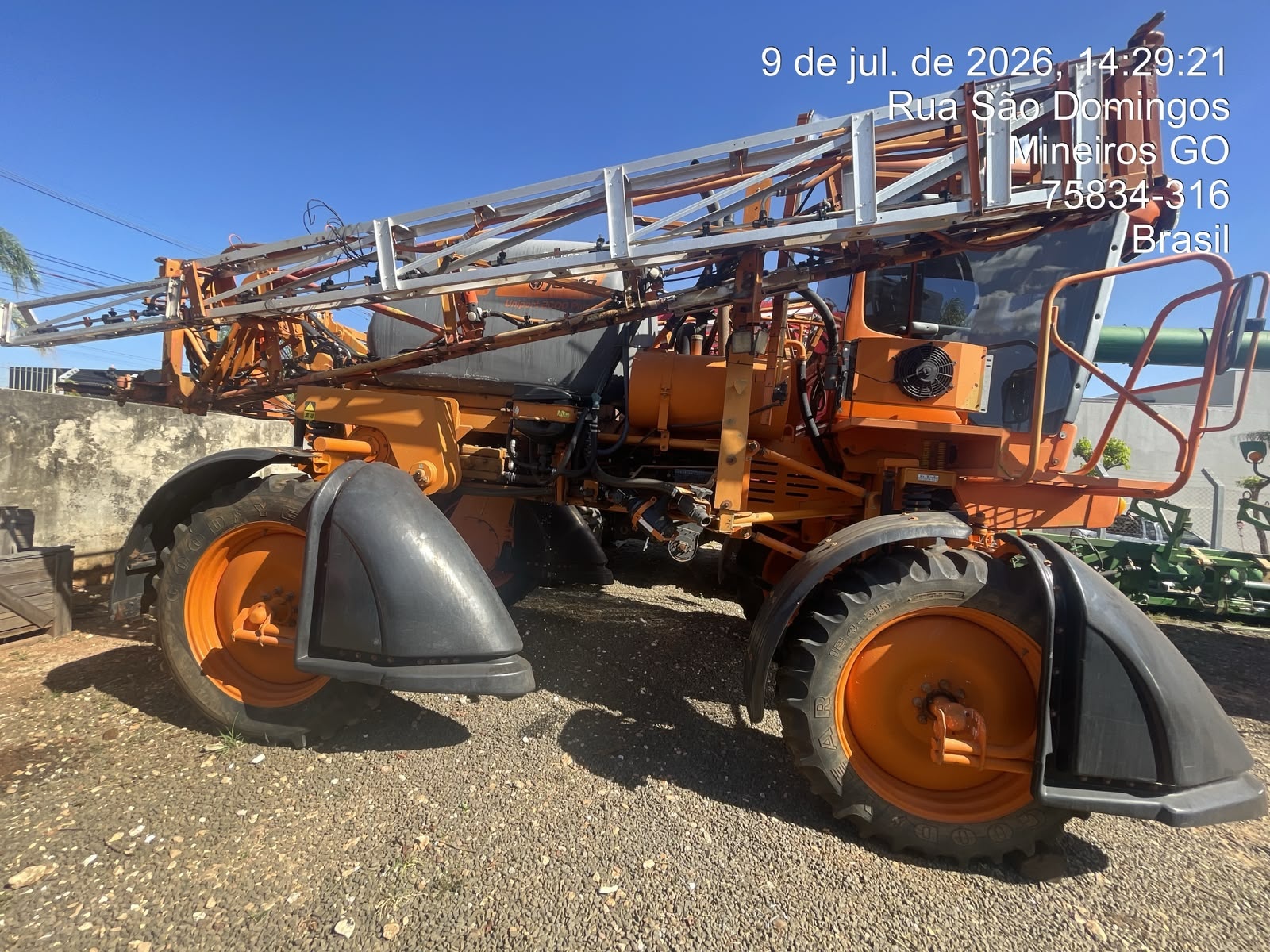 Pulverizador Autopropelido Jacto UNIPORT 2000 ano 2012 - UNIPORT 2000 - Máquinas Agrícolas
