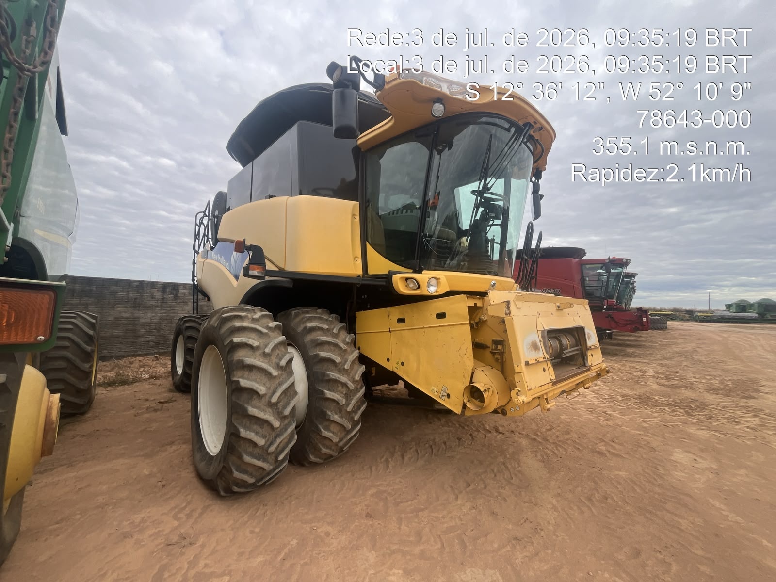 Colheitadeira New Holland CR 9060 ano 2013 - CR 9060 - Máquinas Agrícolas