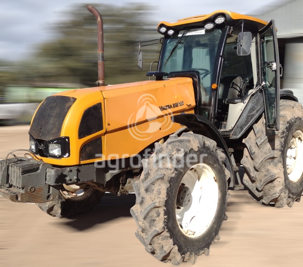 Trator Valtra BM 120 ano 2010 - BM 120 - Máquinas Agrícolas