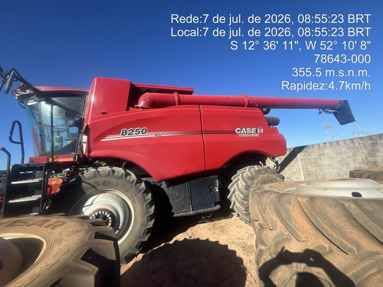 Colheitadeira Case 8250 ano 2022