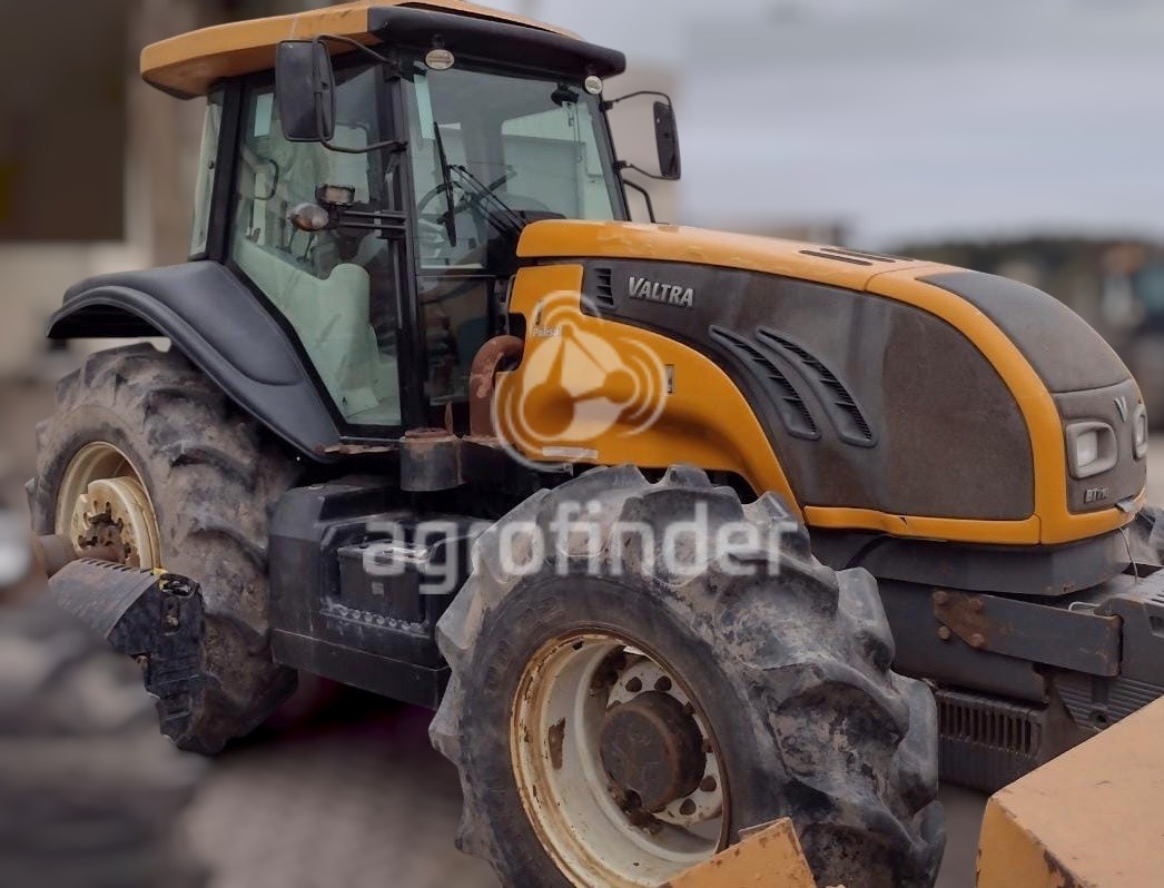 Trator Valtra BT 210 ano 2013 - BT 210 - Máquinas Agrícolas