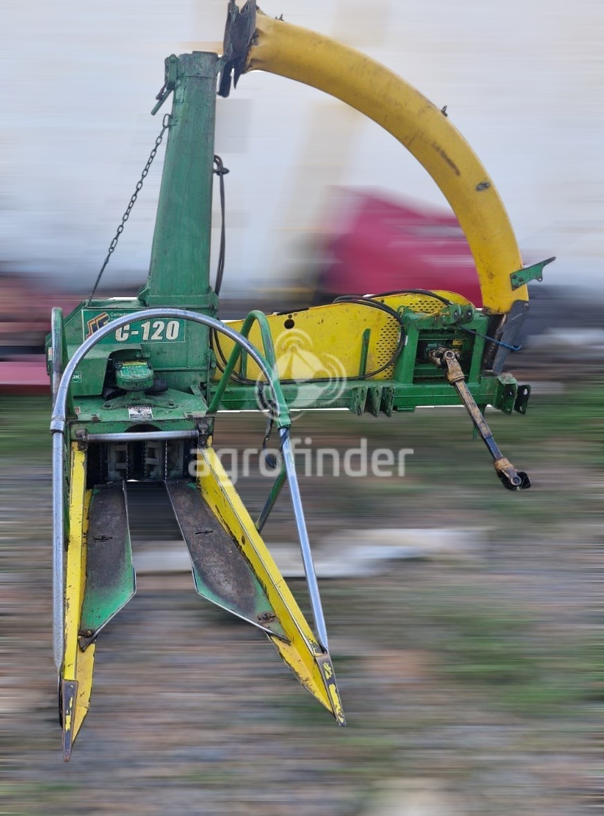 Ensiladeira JF C-120 ano 2017 - C-120 - Implementos Agrícolas