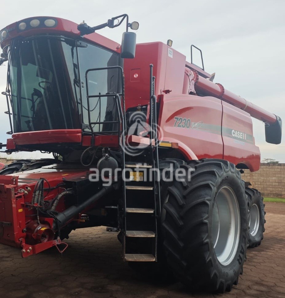 Colheitadeira Case IH Axial-Flow 7230 ano 2016 - AXIAL-FLOW 7230 - Máquinas Agrícolas