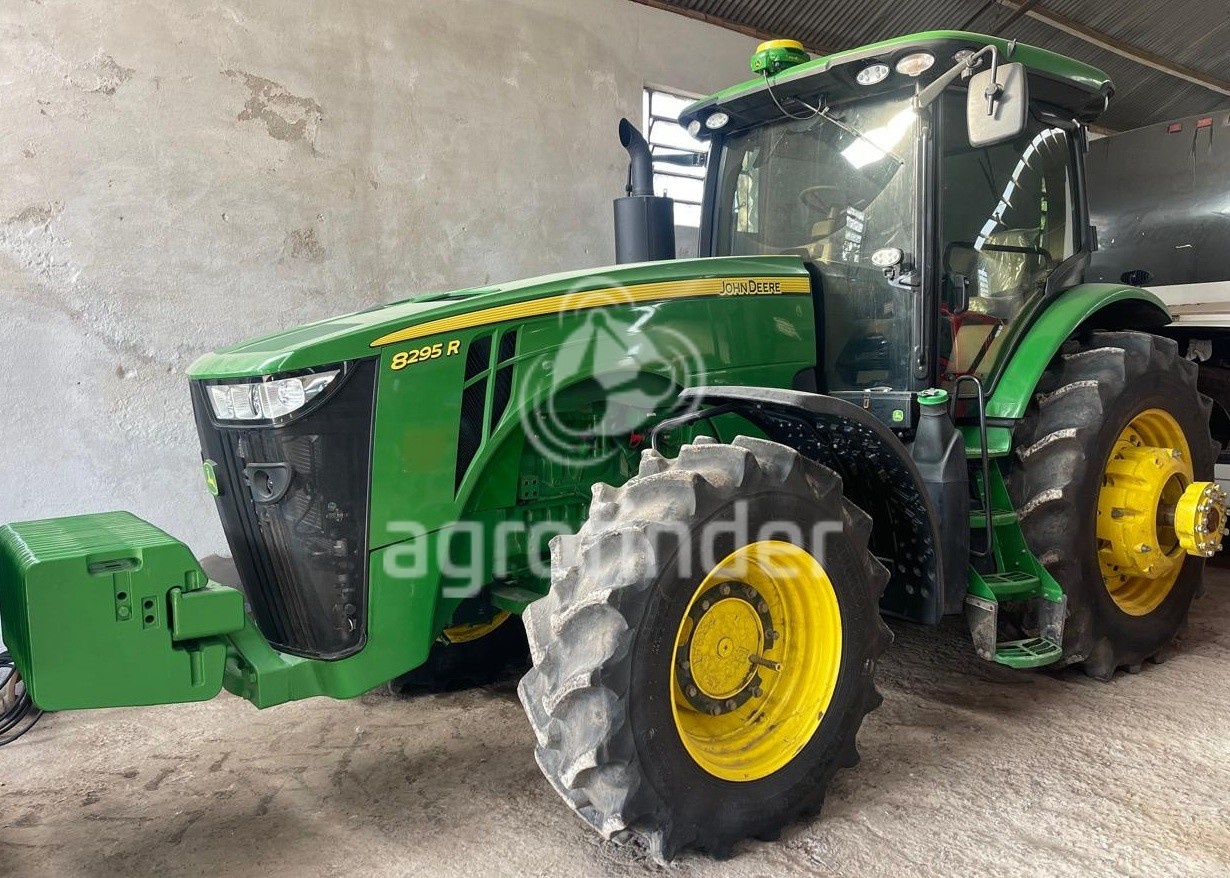 Trator John Deere 8295R ano 2025 - 8295R - Máquinas Agrícolas