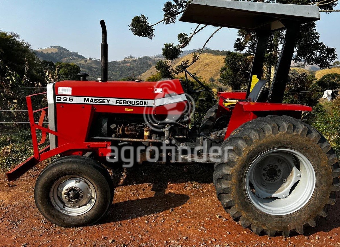 Trator Massey Ferguson 235 ano 1976