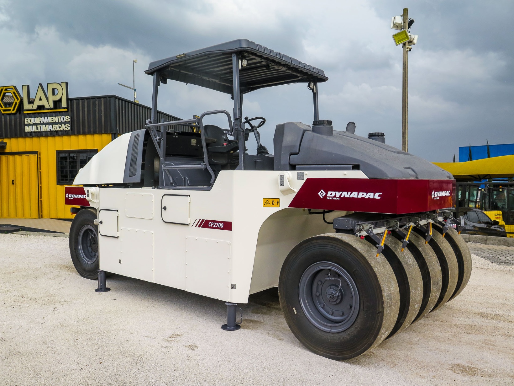 Rolo Compactador Dynapac CP2700 ano 2019 - CP2700 - Pavimentação e Infraestrutura