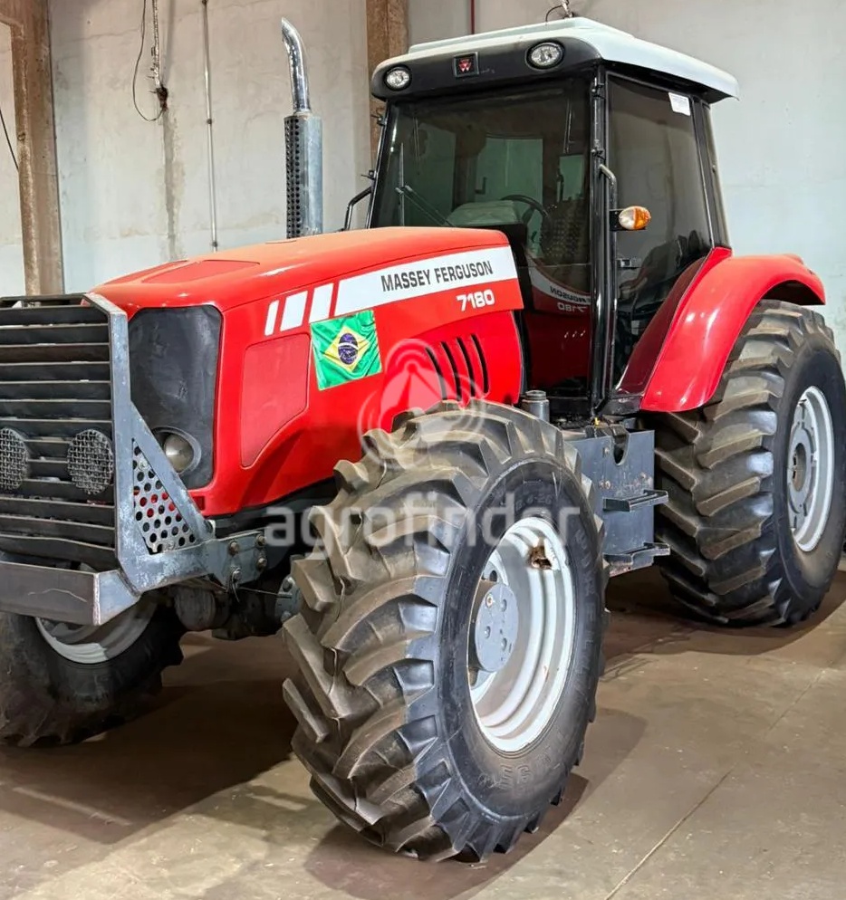 Trator Massey Ferguson MF 7180 ano 2012
