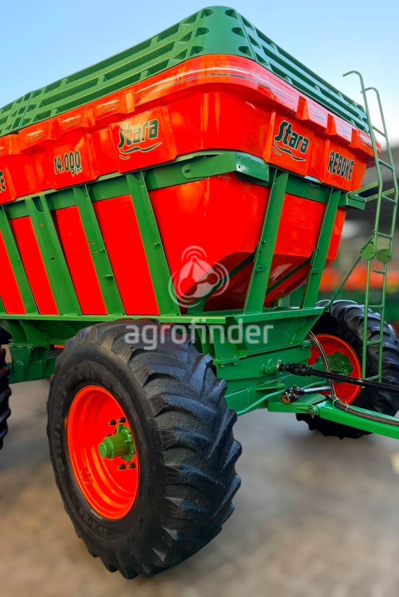 Carreta Graneleira Stara Reboke 14000 Plus ano 2010 - Reboke 14000 Plus - Carretas