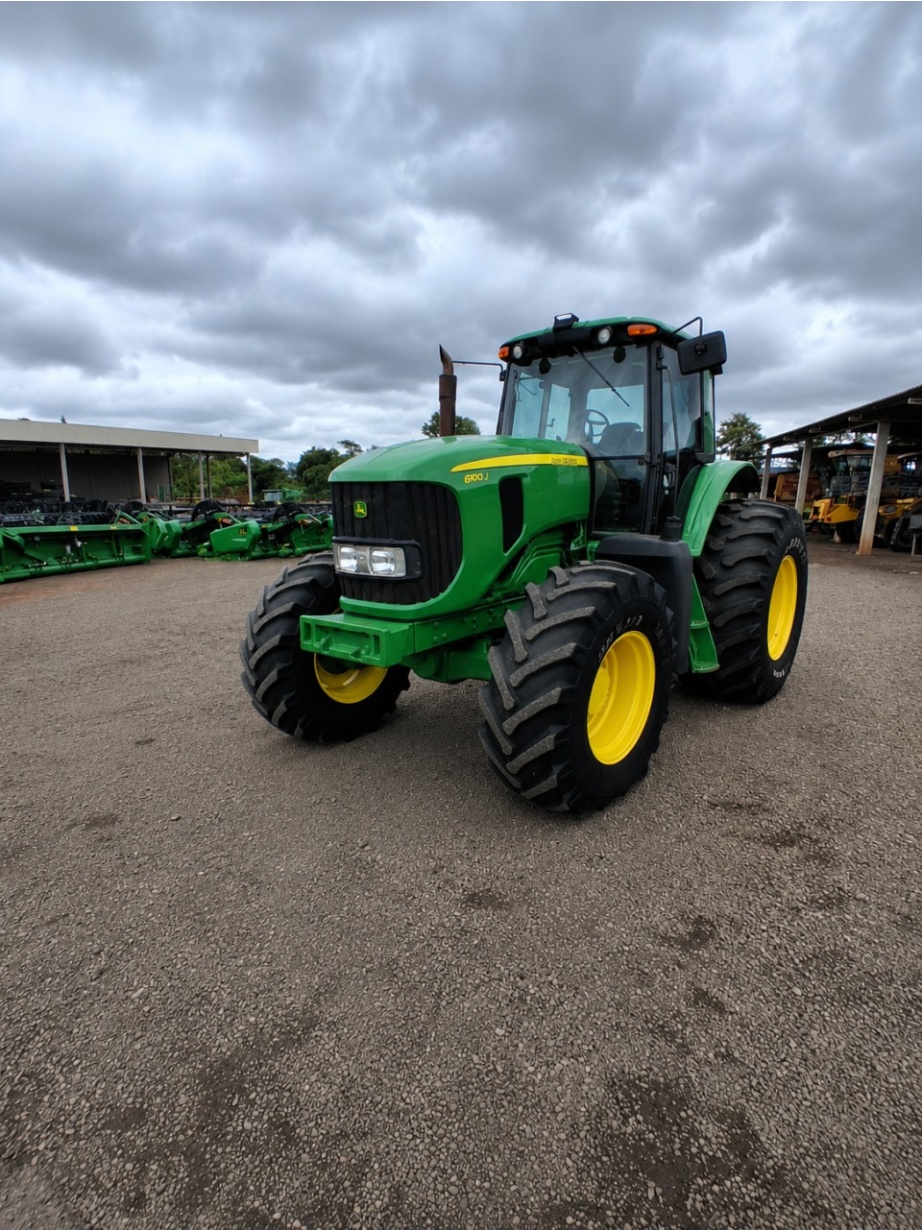 Trator John Deere 6190J ano 2021 - 6190J - Máquinas Agrícolas