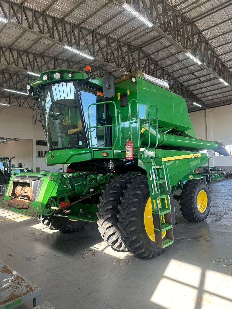 Colheitadeira John Deere S430 ano 2017 - S430 - Máquinas Agrícolas