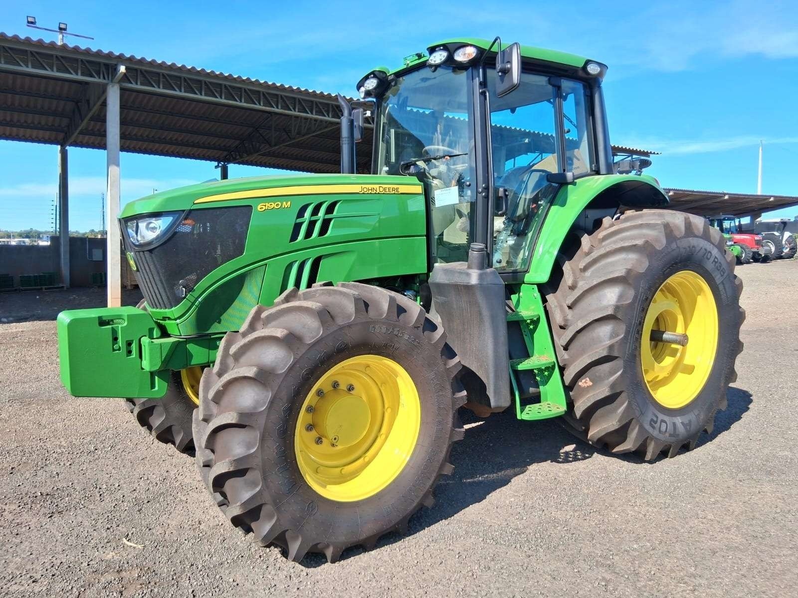 Trator John Deere 6190M ano 2025 - 6190M - Máquinas Agrícolas