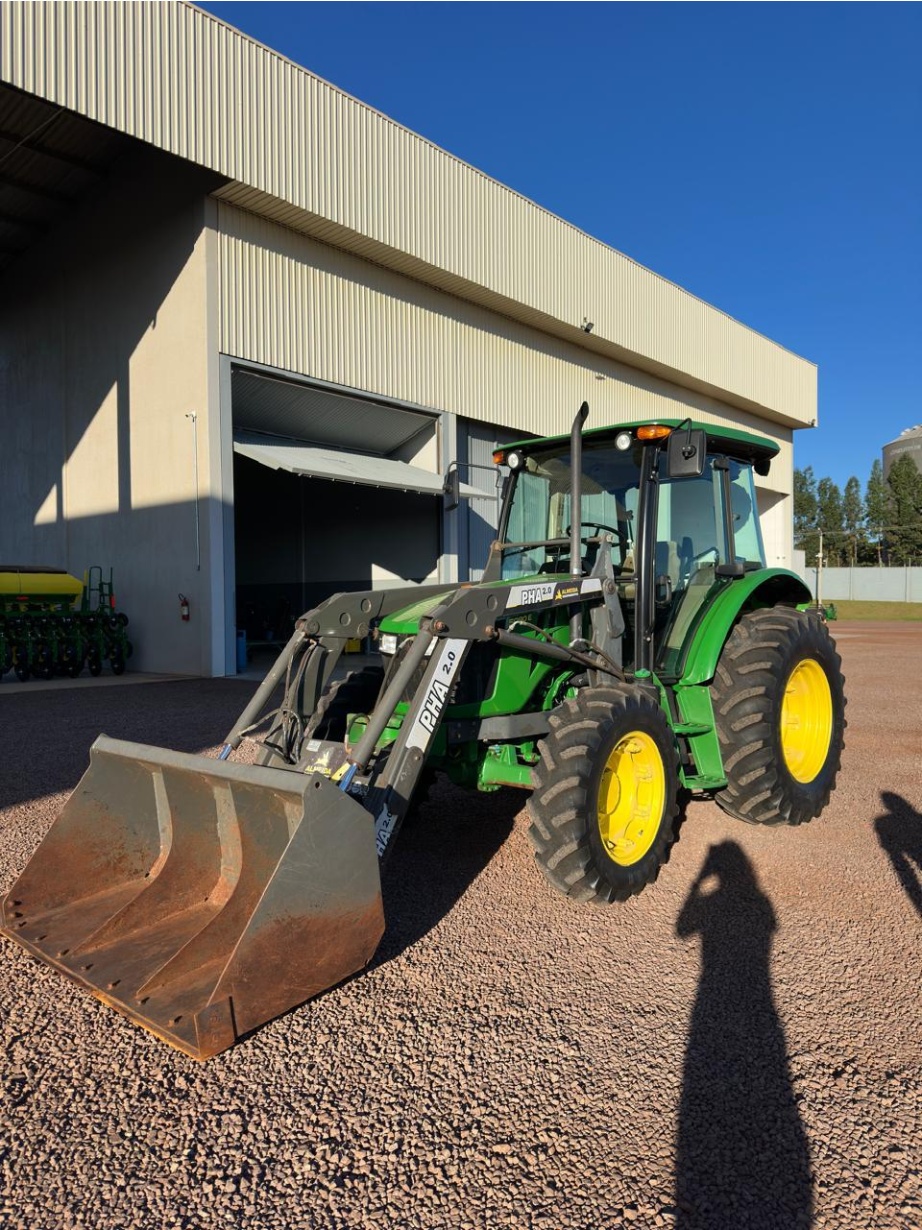 Trator John Deere 5080E ano 2019 - 5080E - Máquinas Agrícolas