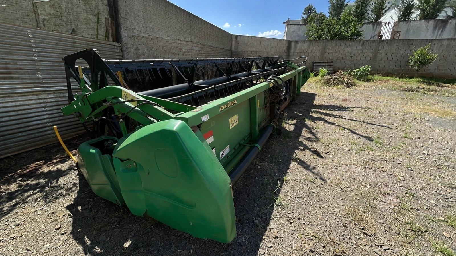 Plataforma John Deere 625 ano 2011