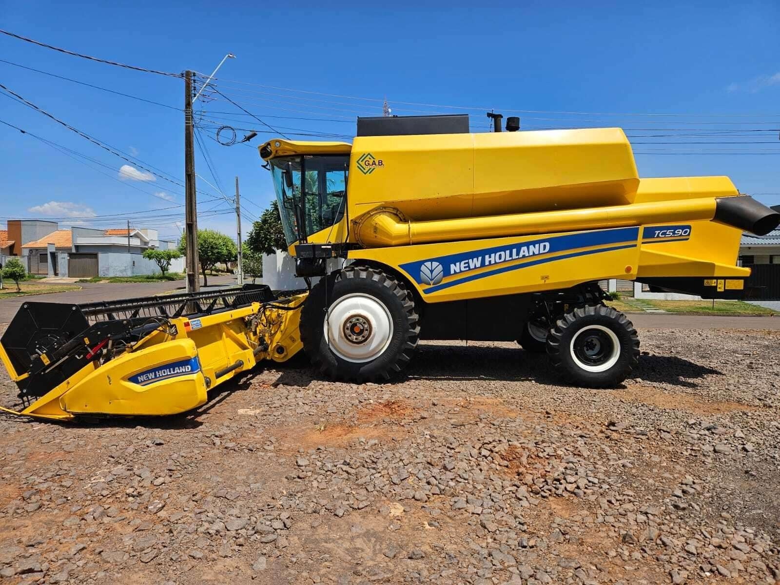 Colheitadeira New Holland TC 5.90 ano 2020 - TC 5.90 - Máquinas Agrícolas