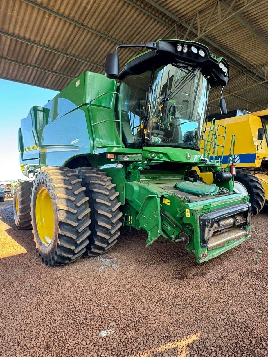Colheitadeira John Deere S660 ano 2018 - S660 - Máquinas Agrícolas