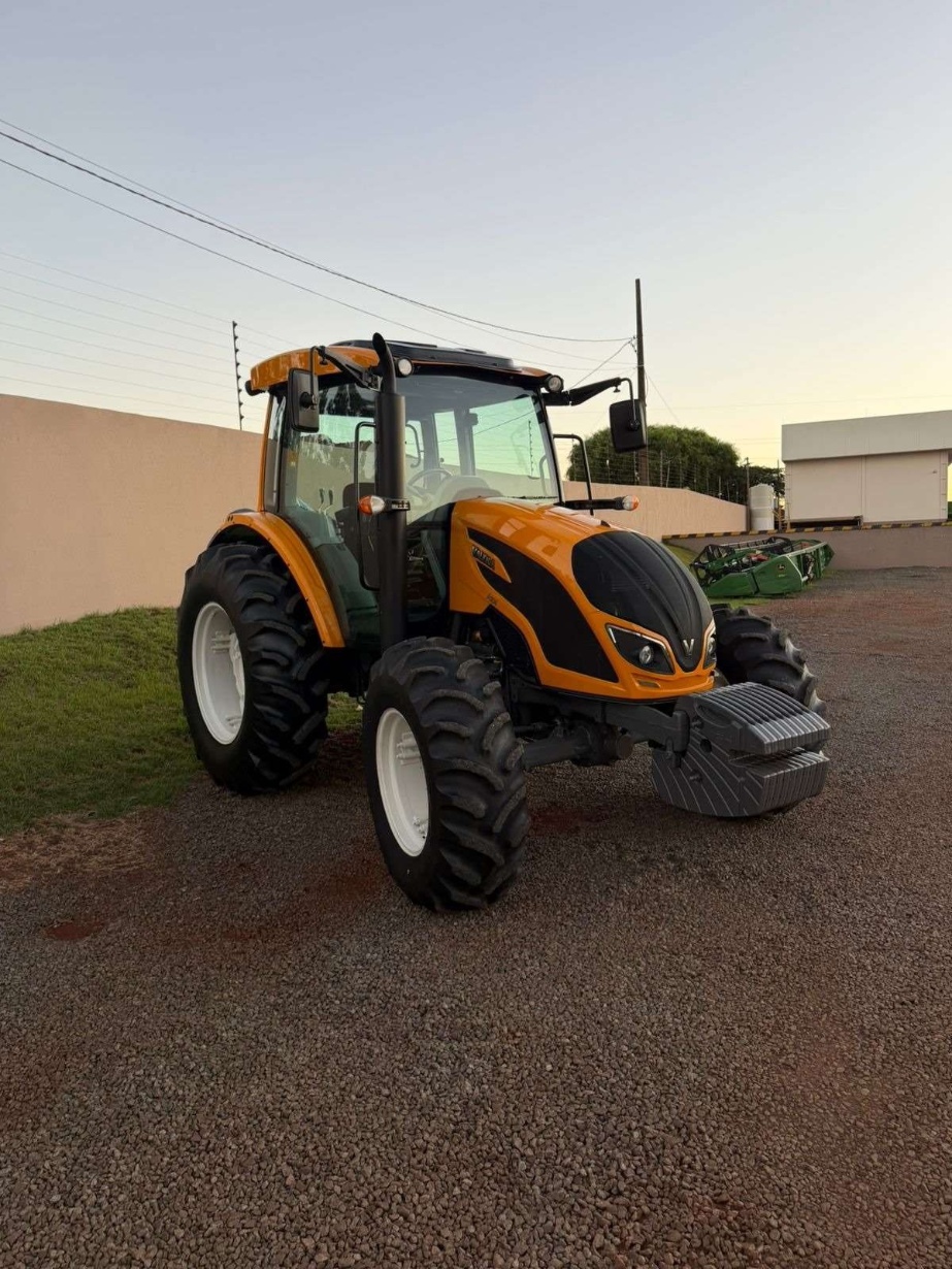 Trator Valtra A104 ano 2020 - A104 - Máquinas Agrícolas