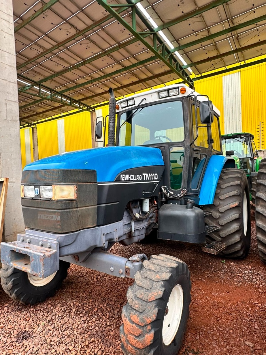 Trator New Holland TM 110 ano 1999