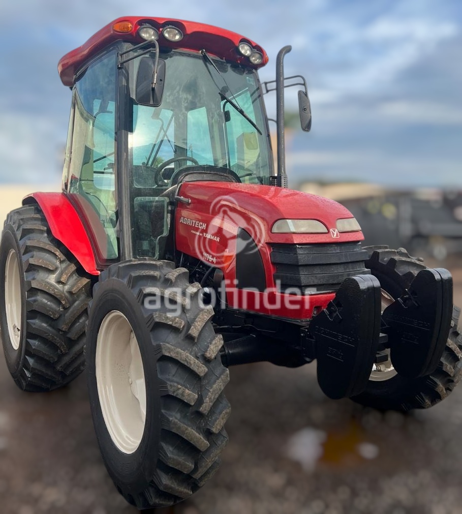 Trator Yanmar Agritech 1175-4 ano 2012 - 1175-4 - Máquinas Agrícolas