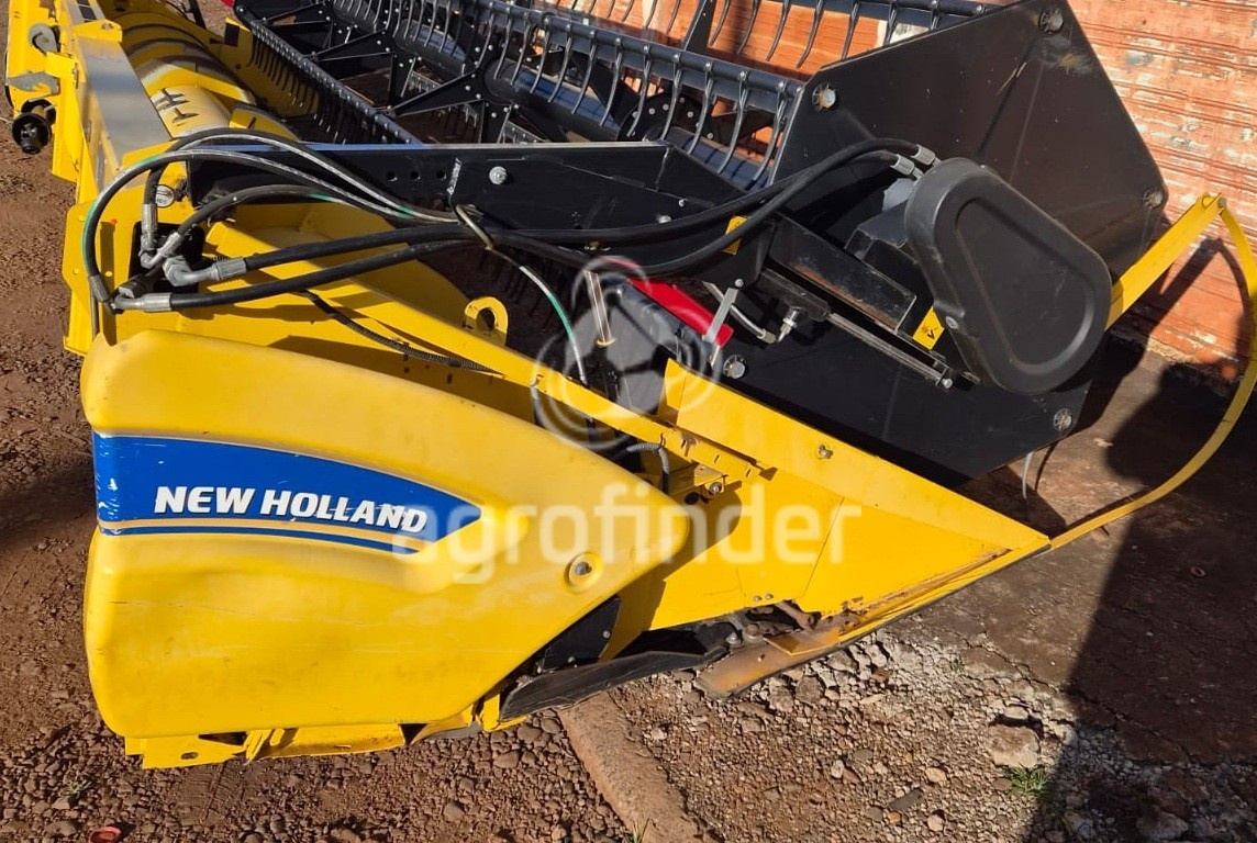 Plataforma New Holland 20 pés ano 2021