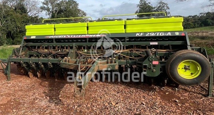 Plantadeira KF 29 TGA ano 2014