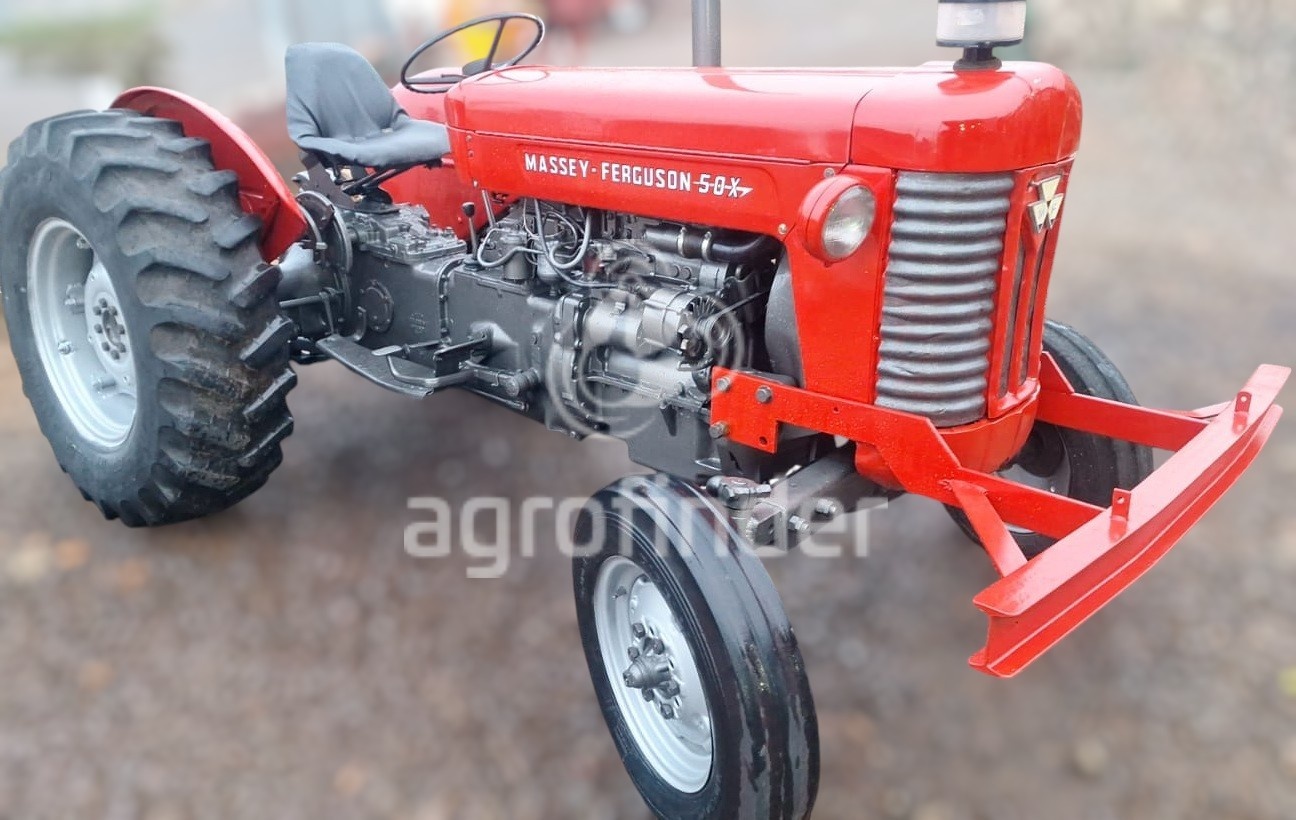 Trator Massey Ferguson 50X ano 1966