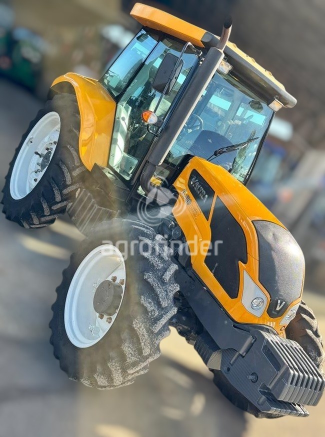 Trator Valtra A 750  ano 2015