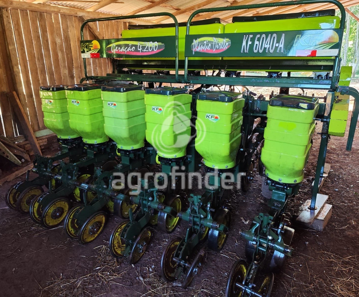 Plantadeira KF 6040-A ano 2013