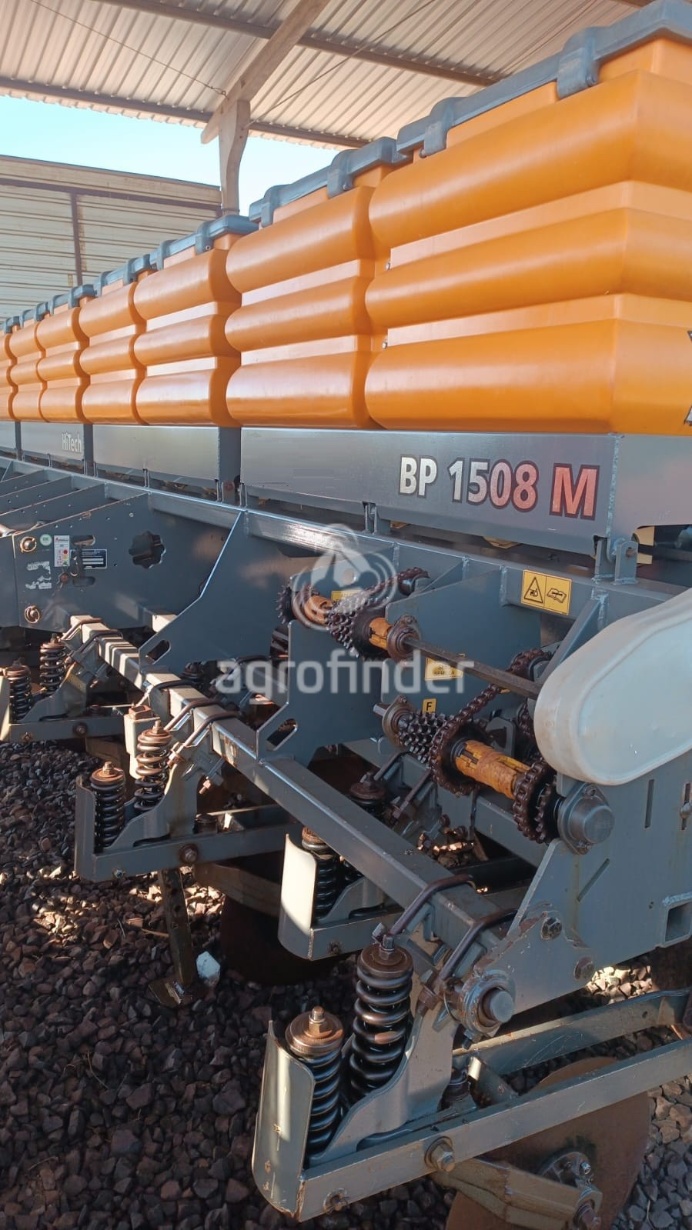 Plantadeira Valtra BP 1508 ano 2020