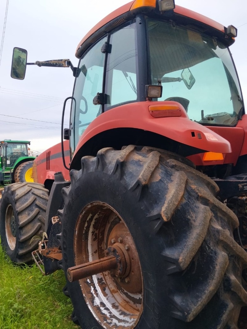 Trator Case MX220 ano 2012