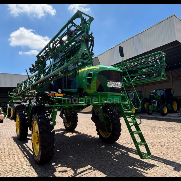 Pulverizador Autopropelido John Deere 4025 ano 2023