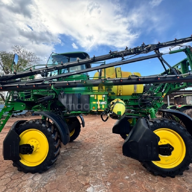 Pulverizador Autopropelido John Deere 4025 ano 2019