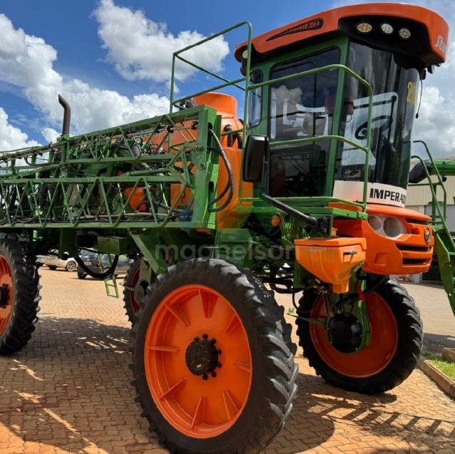 Pulverizador Autopropelido Stara IMPERADOR 3100 ano 2014
