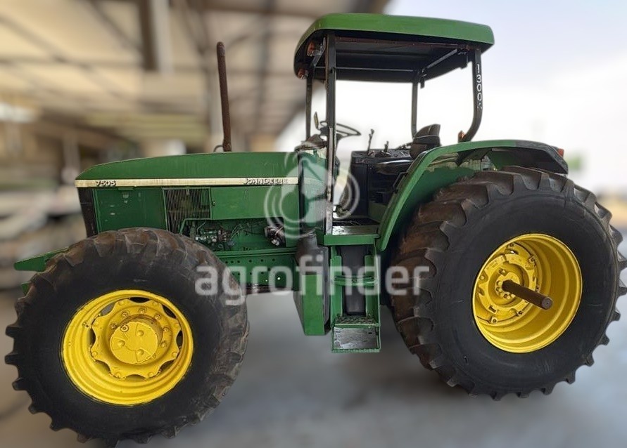 Trator John Deere 7505 ano 2003