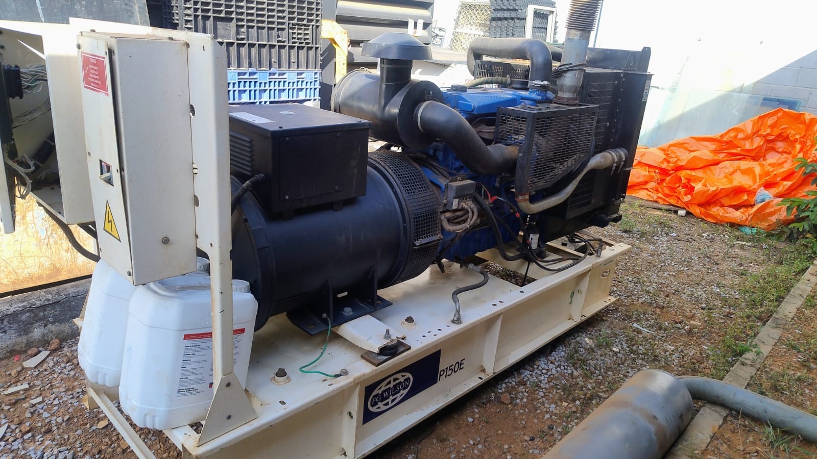 Gerador de Energia FG Wilson 165 kVA ano 2010