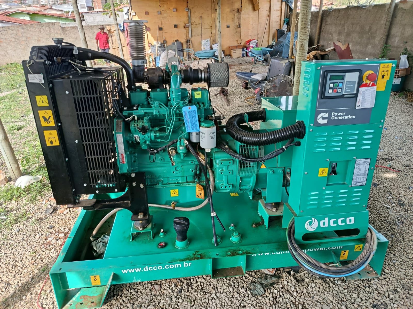 Gerador de Energia Cummins 80 kVA ano 2016