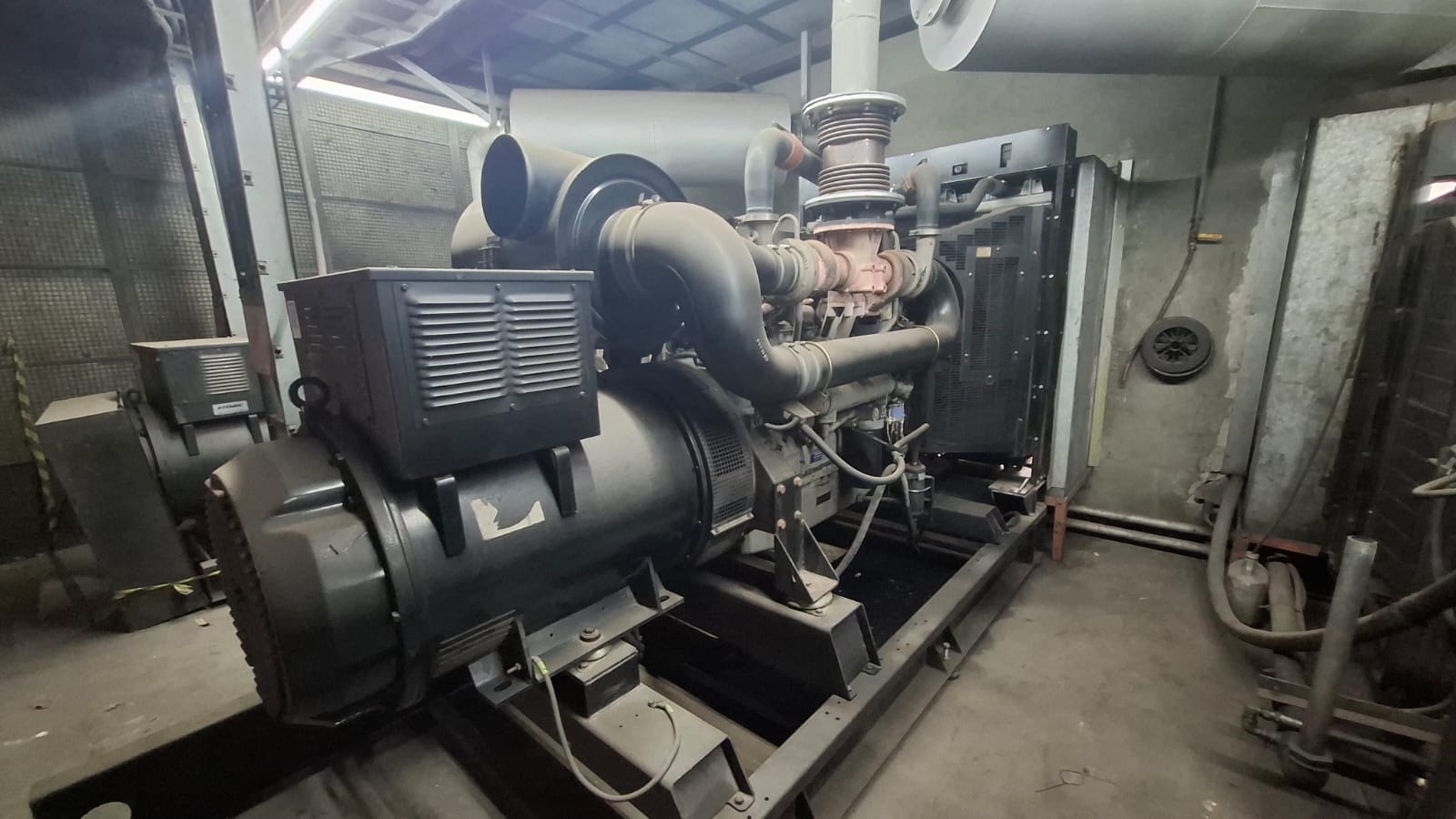 Gerador de Energia STEMAC 625 kVA